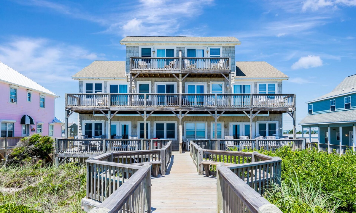Emerald Isle Cottage | Oceanfront home with stunning views, designed for comfort