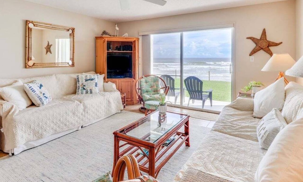 Sea Dunes Condo | Oceanfront Oasis: 2BR Condo w/Stunning Views