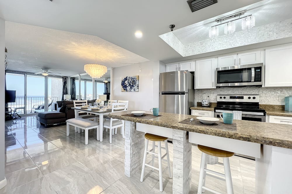 New Smyrna Beach Condo | Oceania Beach Club