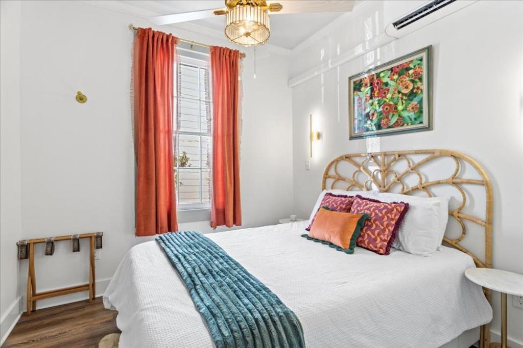 Biloxi House | Old Spanish House Suite A Downtown Retreat