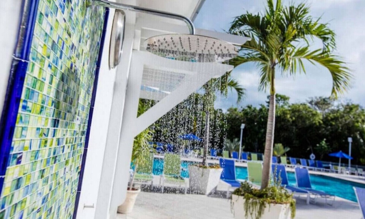 Tavernier Apartment | OP-3 Ocean Pointe Suite