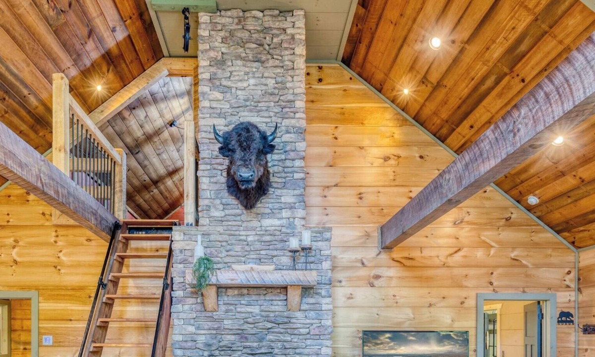 Blue Ridge Cabin | Outdoor Fireplace, Arcade, Theater, Hot Tub, 4 King, Aska Area, 4 Kings