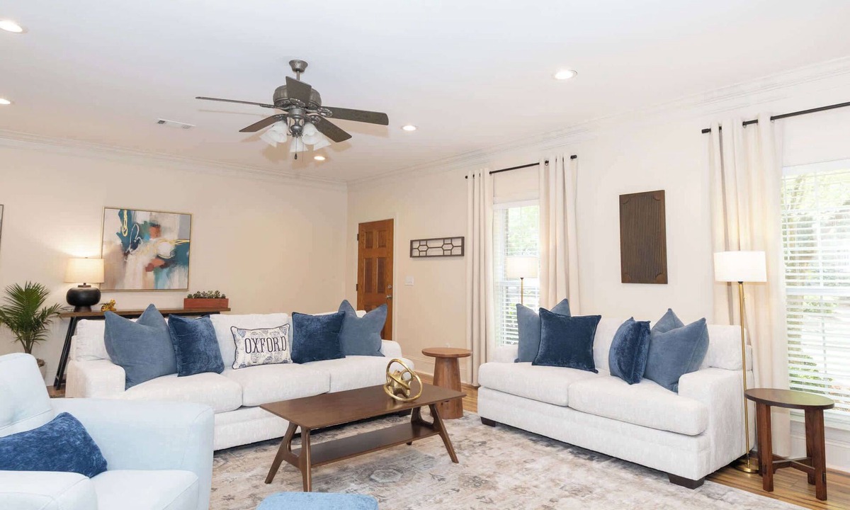 Oxford Condo | Oxford Blue by Apex Short Term Stays