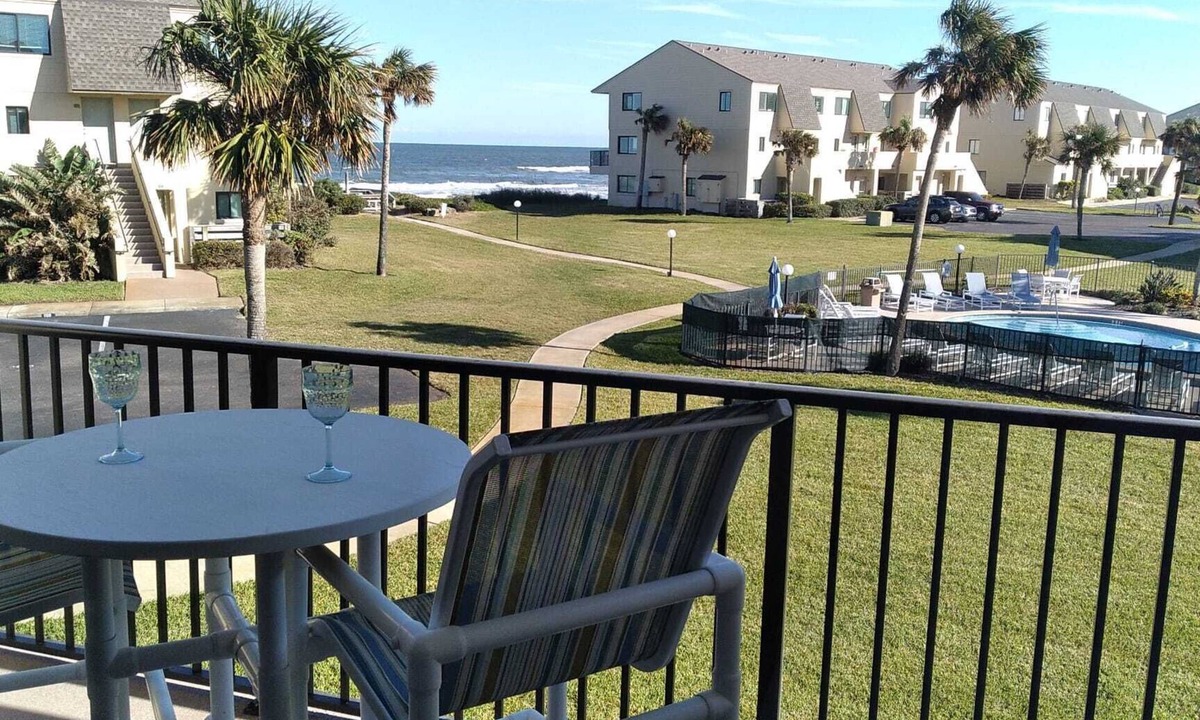 Crescent Beach Condo | Peace of Heaven at Summerhouse-King Bed, Heated Pools, Ocean Views, Beach Access