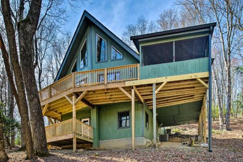 Brevard House | Peaceful Brevard Mountain Cabin: Hike, Golf & Swim