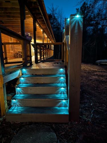 Eclectic House | Peaceful getaway near monster mountain