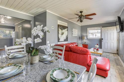 Lakeview  Jefferson County Apartment | Peaceful & Pet Friendly: Port Arthur Apt w/Yard