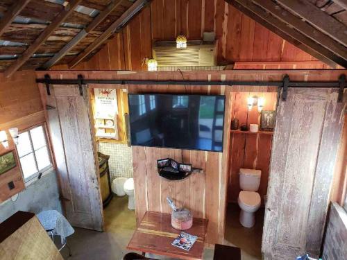 Clinton Apartment | Pecan Shelling House - 35 Mins to Univ of Alabama
