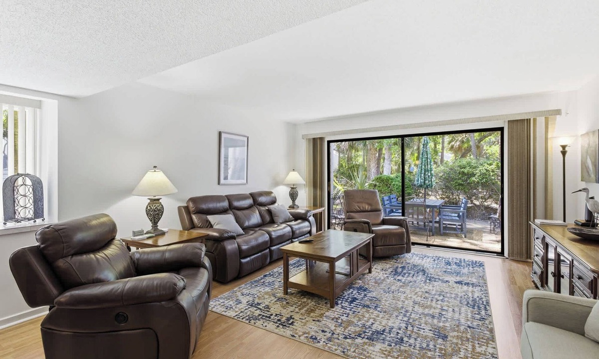 Hilton Head Island Condo | Pet-Friendly Shipyard Retreat | Pool & Tennis