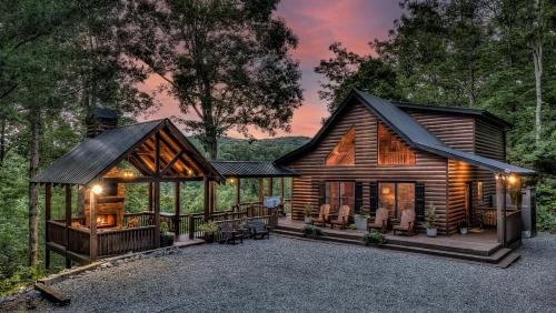 Ridgeline Vistas House | Points of View