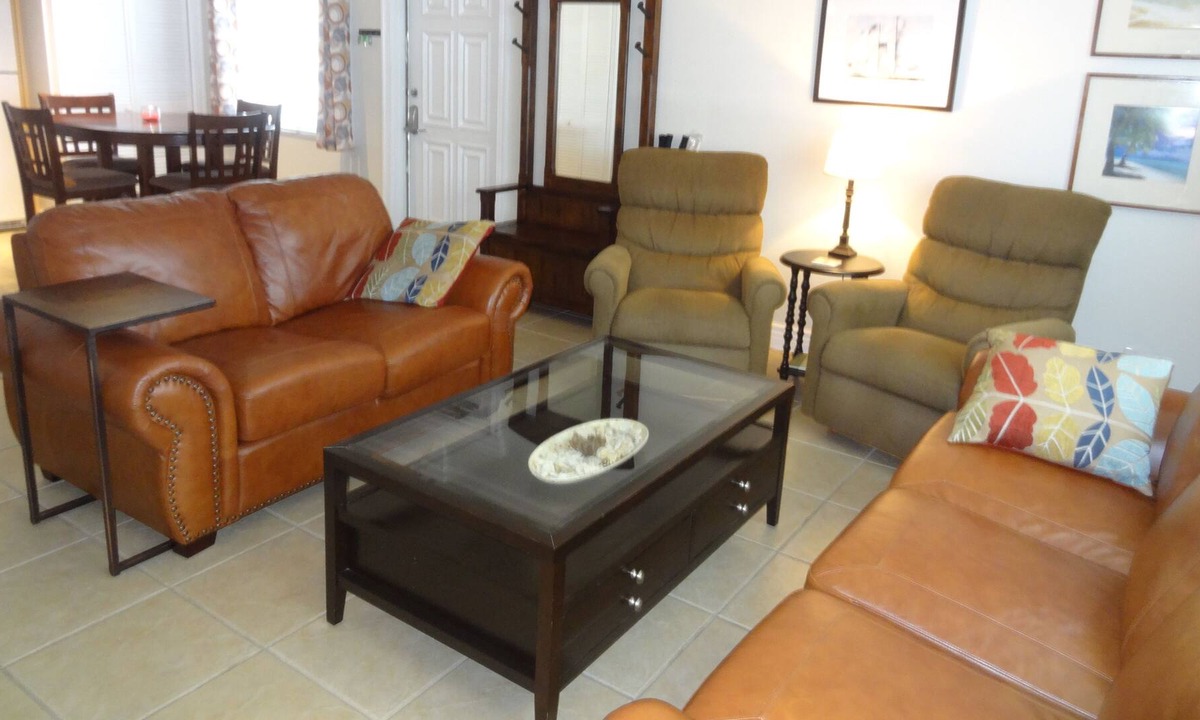 Harbor Village Condo | Pompano Beach Fort Lauderdale Brentwood Condo 10 minute walk to the Beach