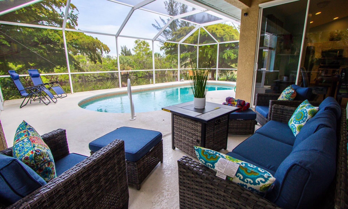Burnt Store House | Poolside 🌺Paradise🌴Relaxation☀️Station