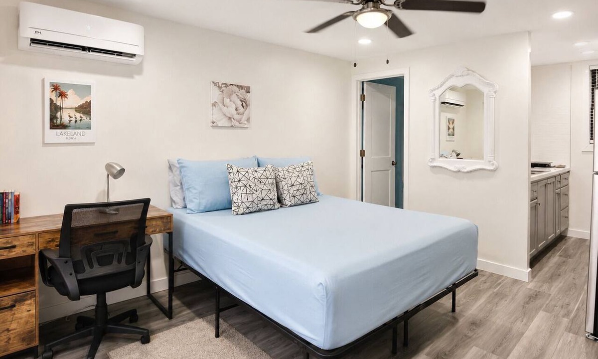 Lakeland Cottage | Private Cozy Studio, Free Parking, Near Legoland