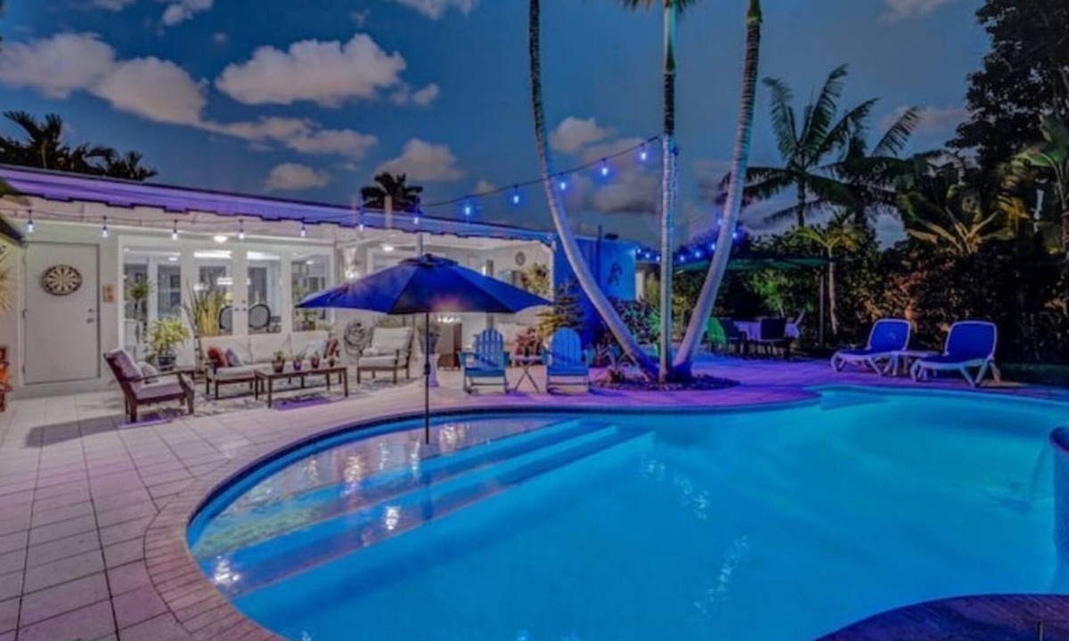 South Corals House | Private Tropical Oasis - Heated Pool/Hot Tub