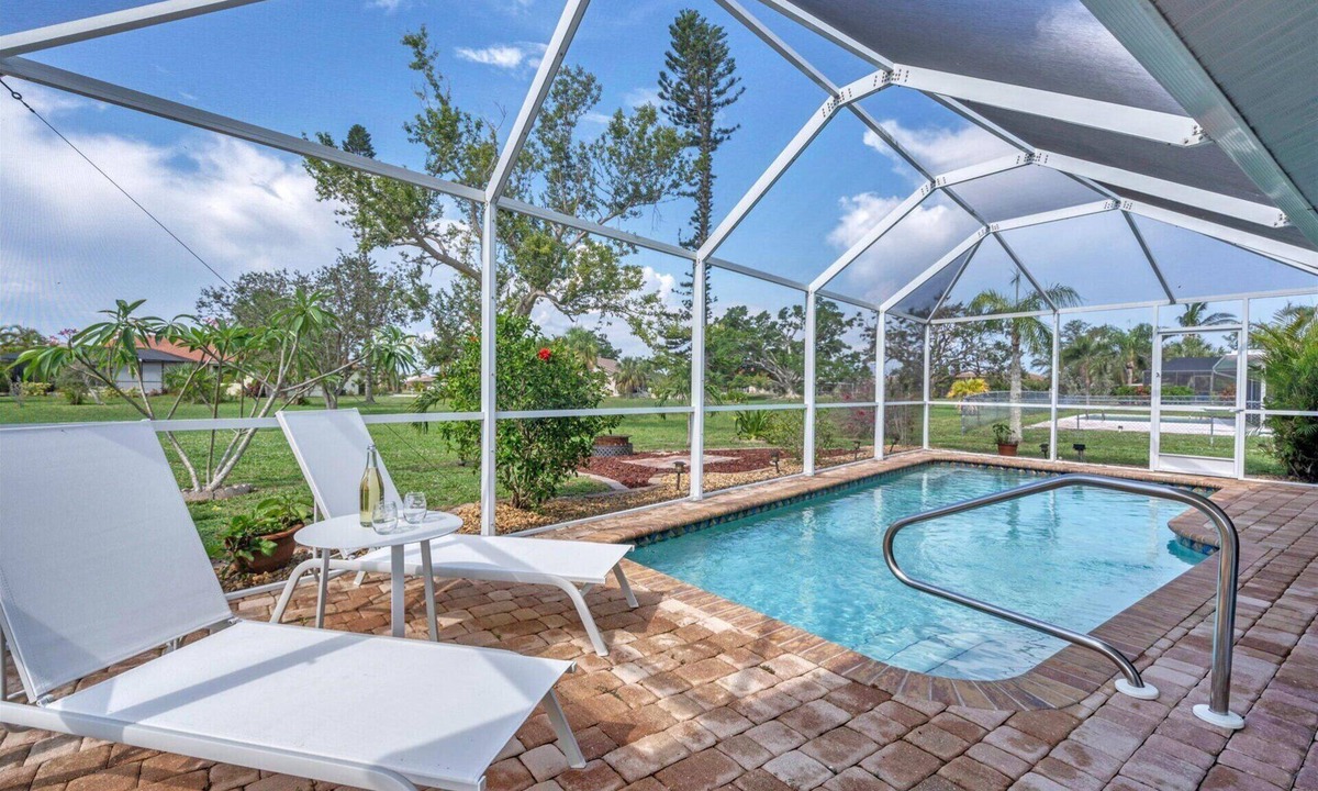 Punta Gorda House | Punta Gorda Isles South Facing Pool, Dog Friendly, Less than 2 miles to Downtown