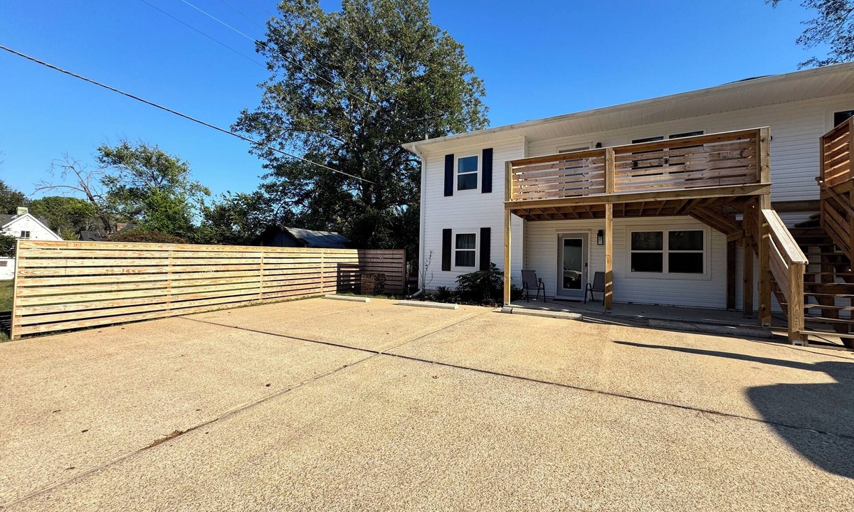 Florence Apartment | Quaint 2-bedroom apartment Historic downtown Florence