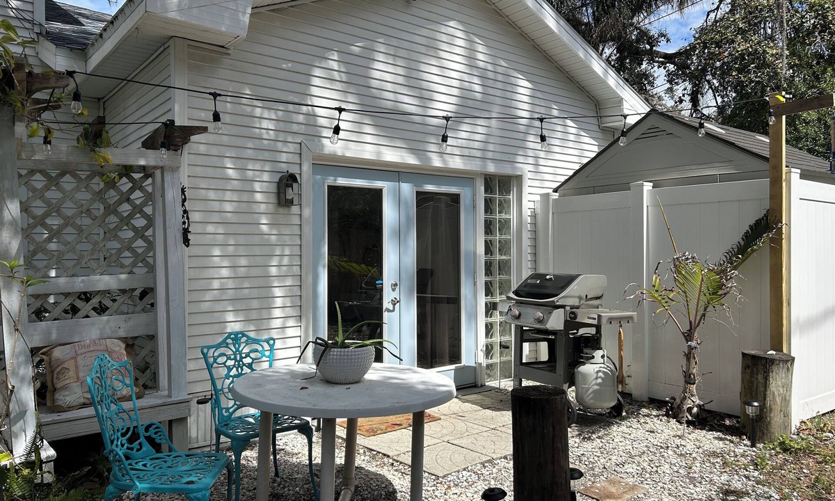 Crystal Beach Apartment | Quaint Beach Bungalow One block from the Gulf!
