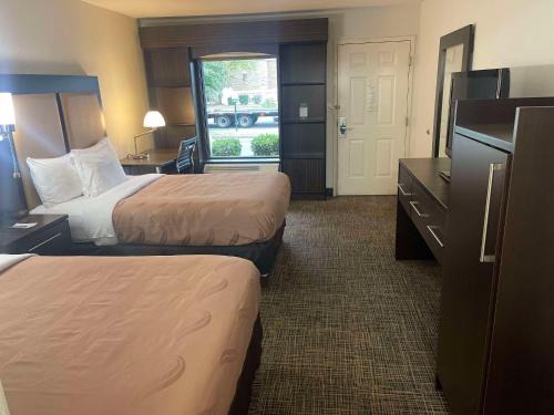 Dalton Hotel | Quality Inn Dalton Central