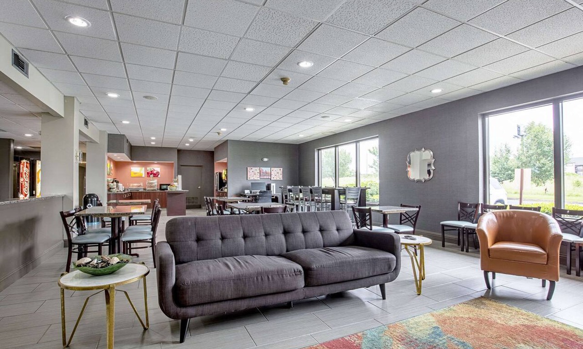 Holly Springs Hotel | Quality Inn Holly Springs South
