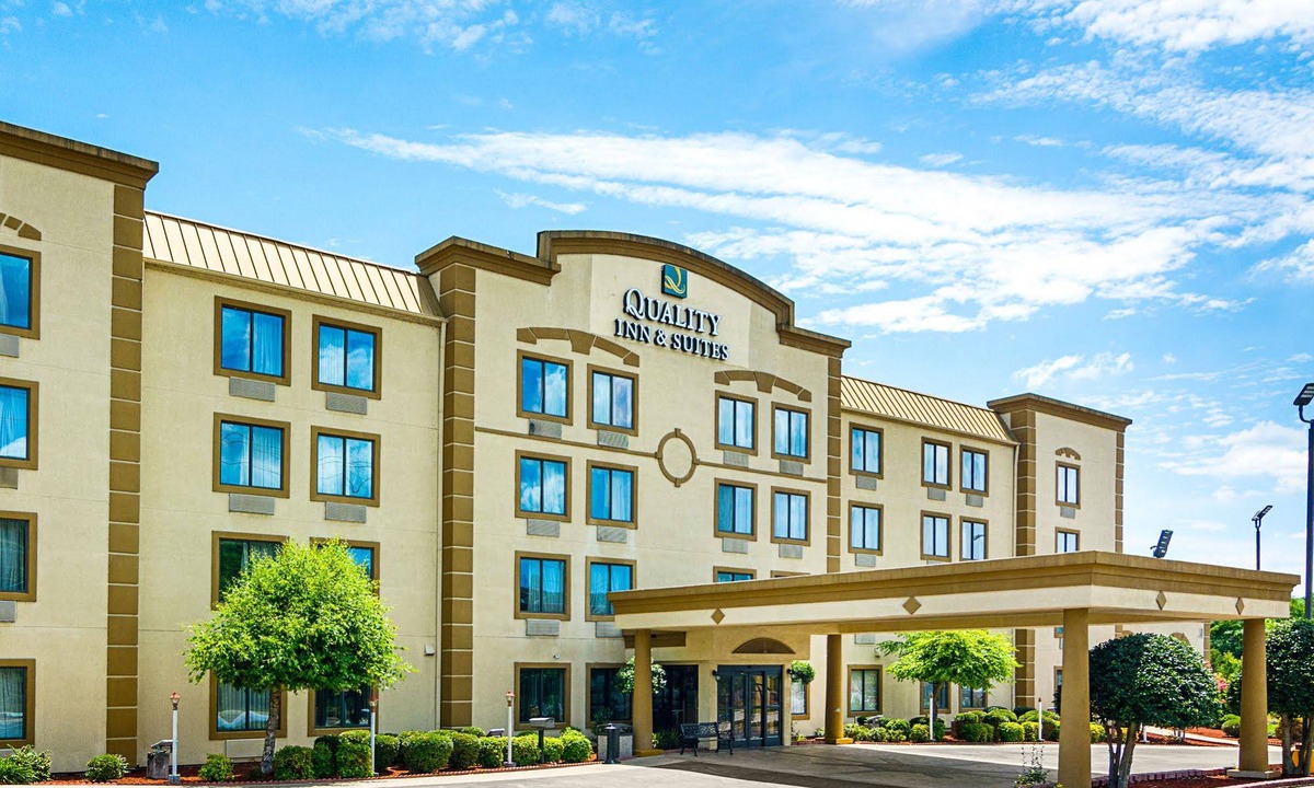 Lookout Valley Neighborhood Association Hotel | Quality Inn & Suites Chattanooga
