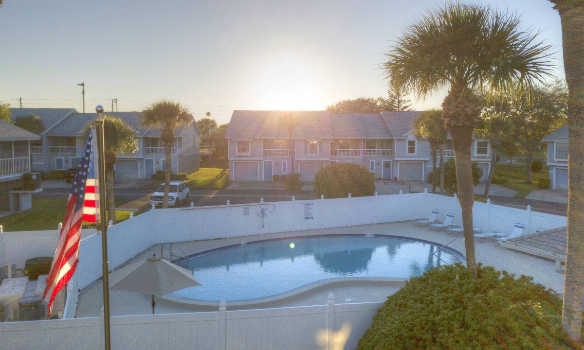 Capri Isle Condo | Quiet Community Just Minutes from Beach. Spacious. Heated Pool. Great Location.