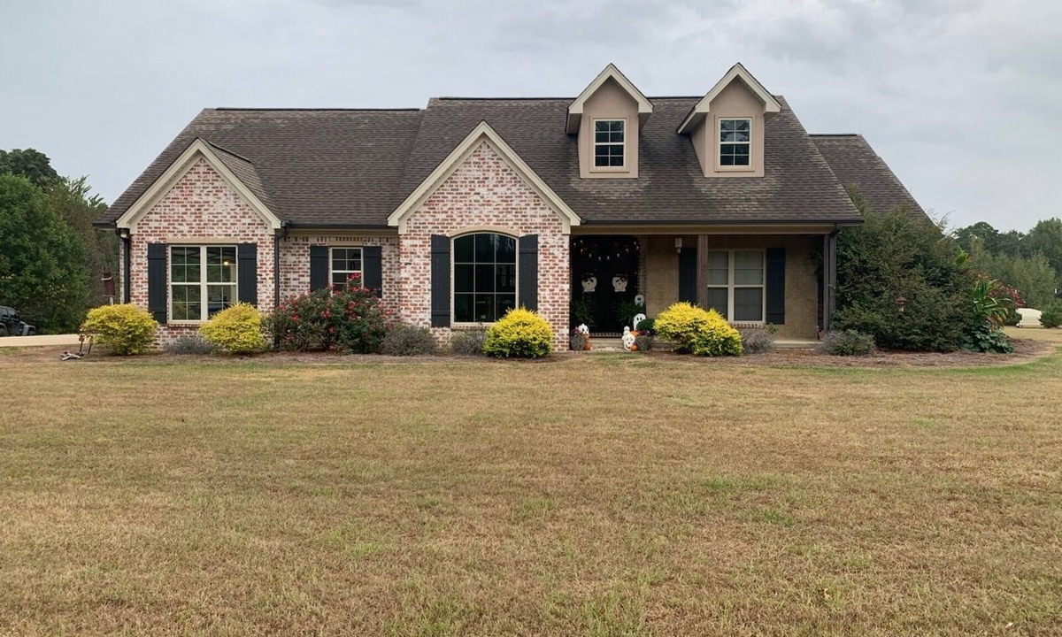 Elliott House | Quiet Country Home Minutes from Grenada Lake