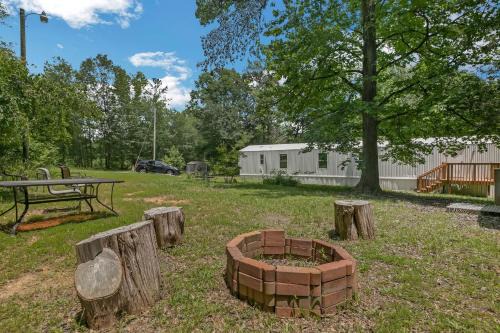 Simpsonville House | Quiet Oasis NearTown & Hospital
