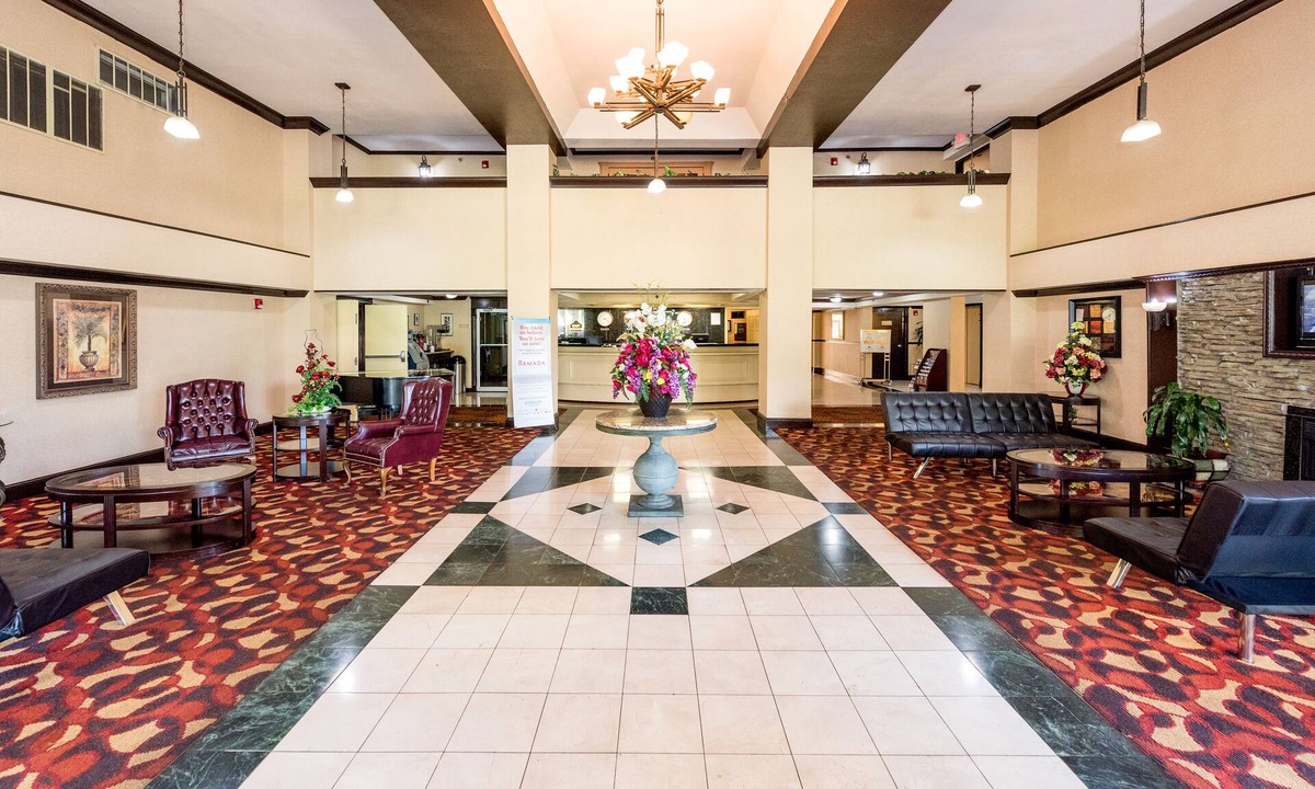 Crestline Heights Hotel | Ramada by Wyndham Birmingham Airport