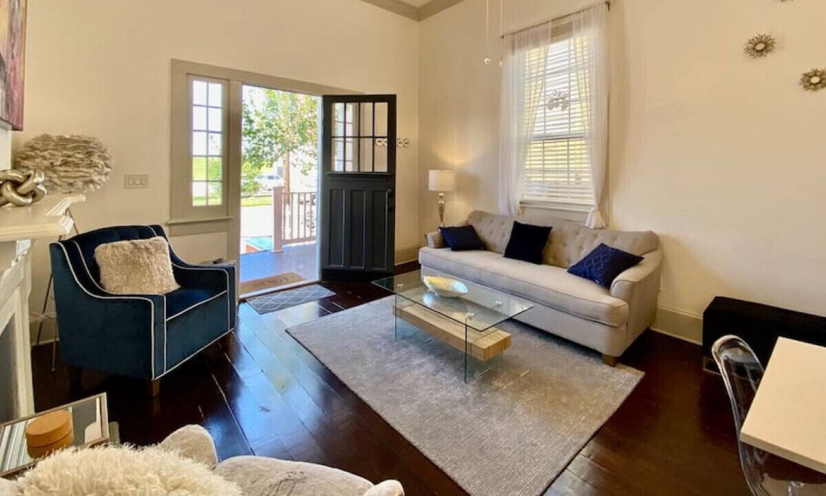Algiers Point House | Reimagined Retro-Chic Home in The Point