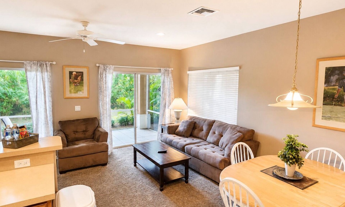 Port Saint Lucie Villa | Right Direction Rentals 2 Bedroom Villa 8403