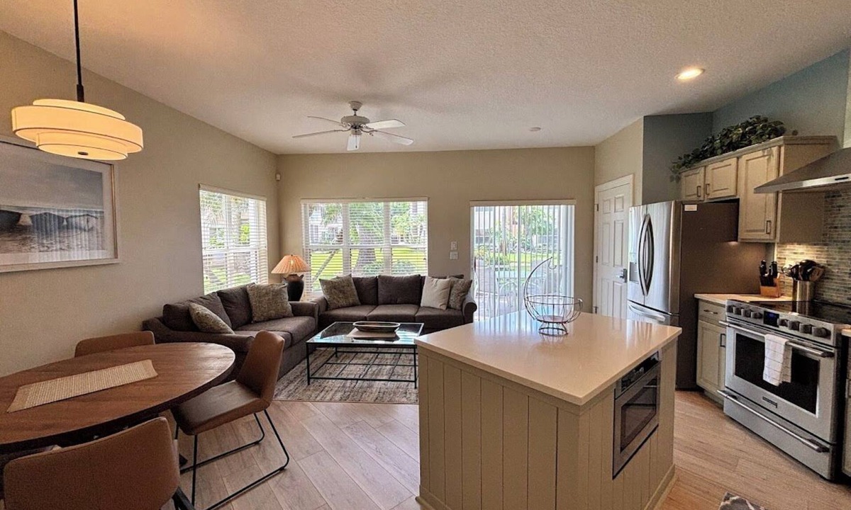 Port Saint Lucie Villa | Right Direction Rentals 2 Bedroom Villa 9981