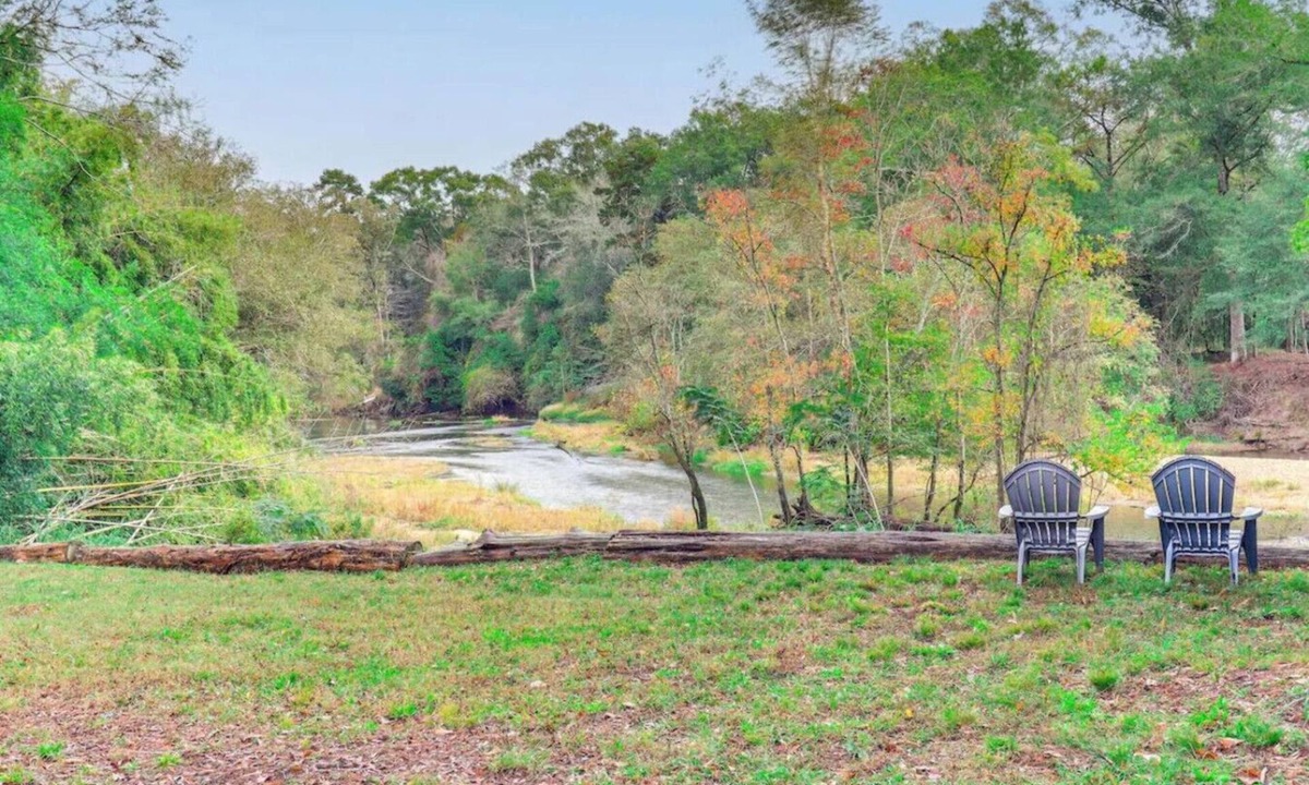 McComb House | River`s Edge Retreat