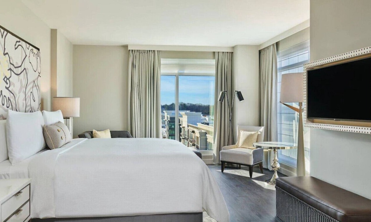 Alpharetta House | Room with Modern Amenities for Your Vacation