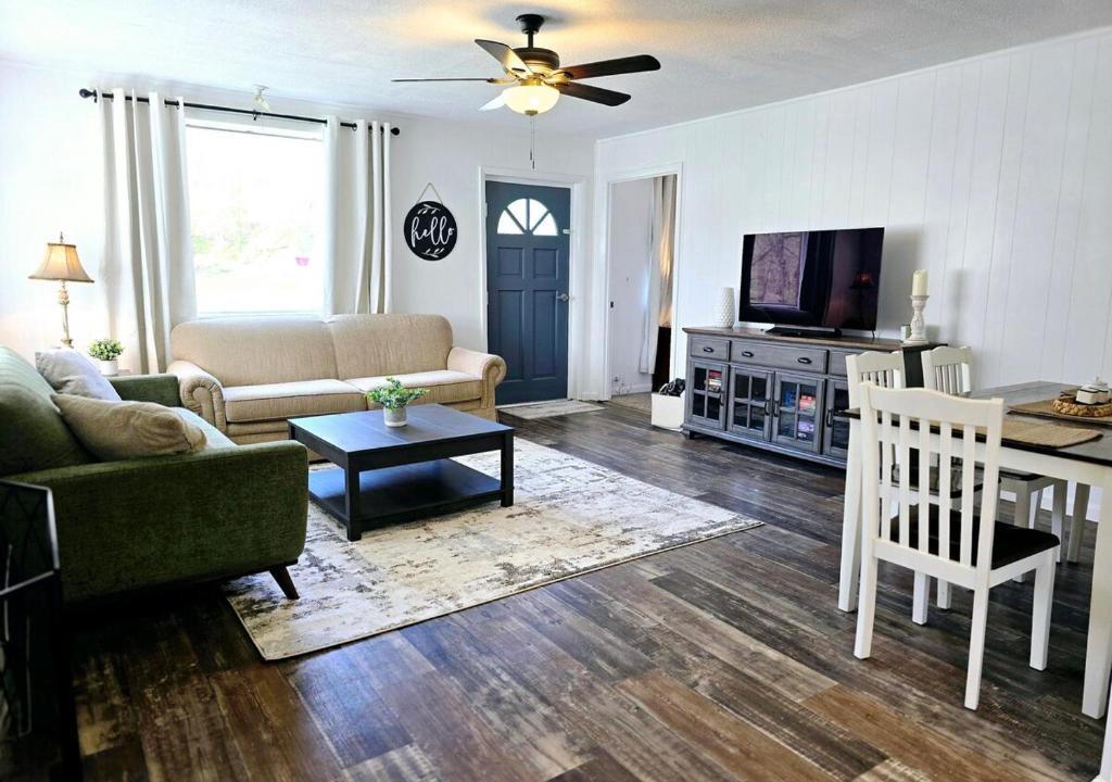Red Boiling Springs Apartment | Salt Lick Creek Cottage