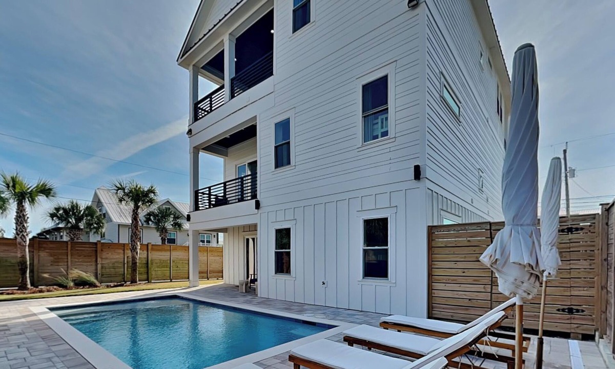 Bid-a-wee Beach House | Sandee Feet Retreat | Close to Beach with Gulf Views and Private Pool