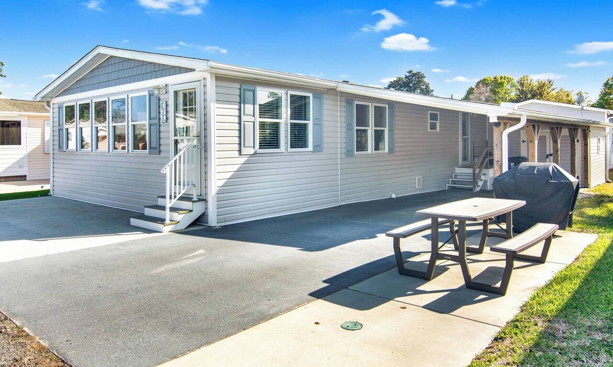 Garden City Cottage | Sandpebble Cottage