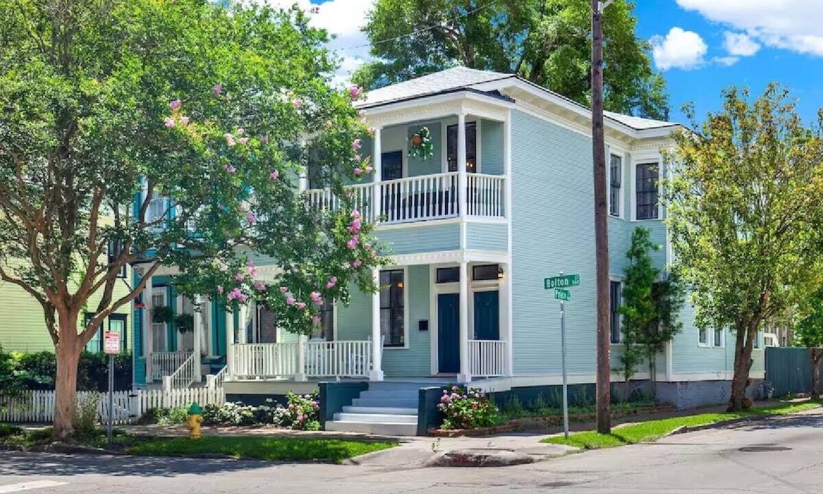 Dixon Park House | Savannah Home w/2 Units*Sleeps 12*Near Forsyth