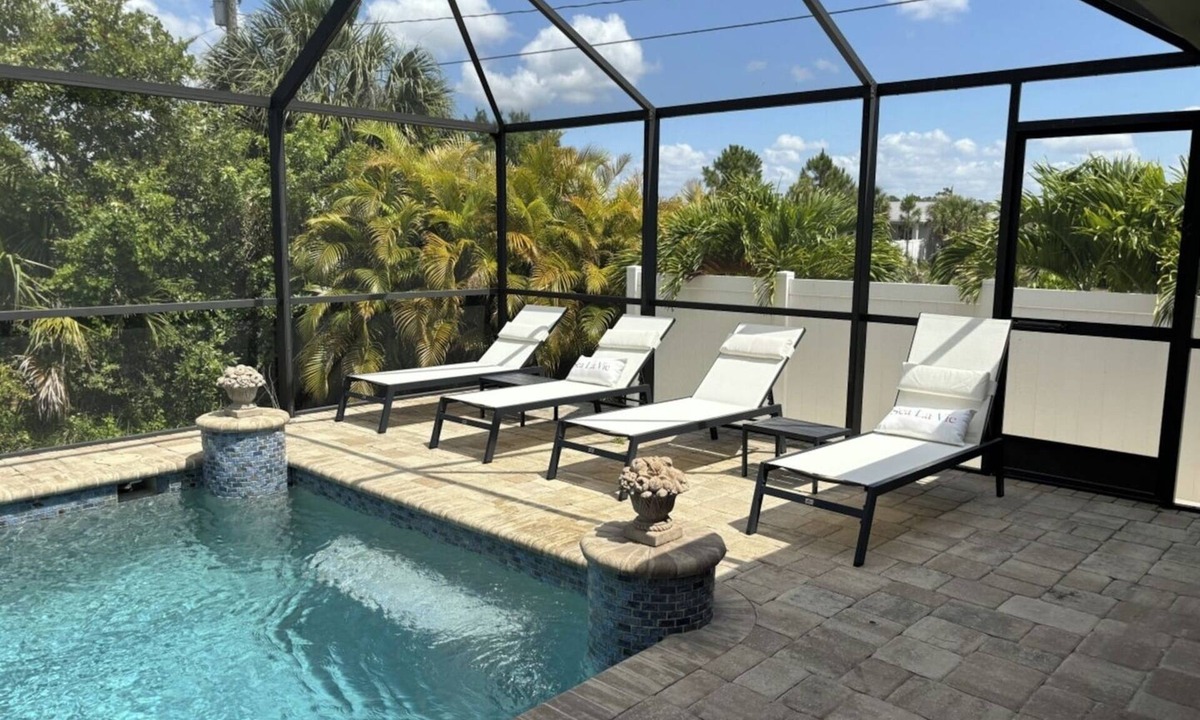 Port Charlotte House | Screened Heated Pool Near Beach