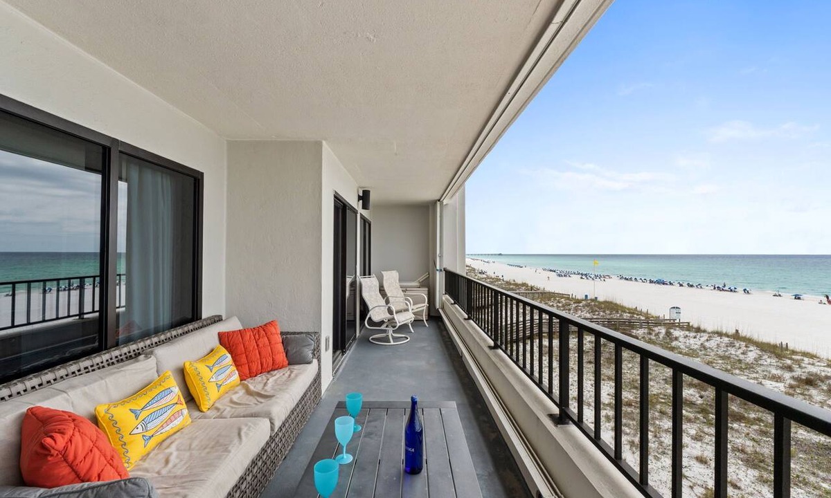Fort Walton Beach Condo | SD 402: Seashell Haven - The Best Part of the Day? Sunsets and Serenity!