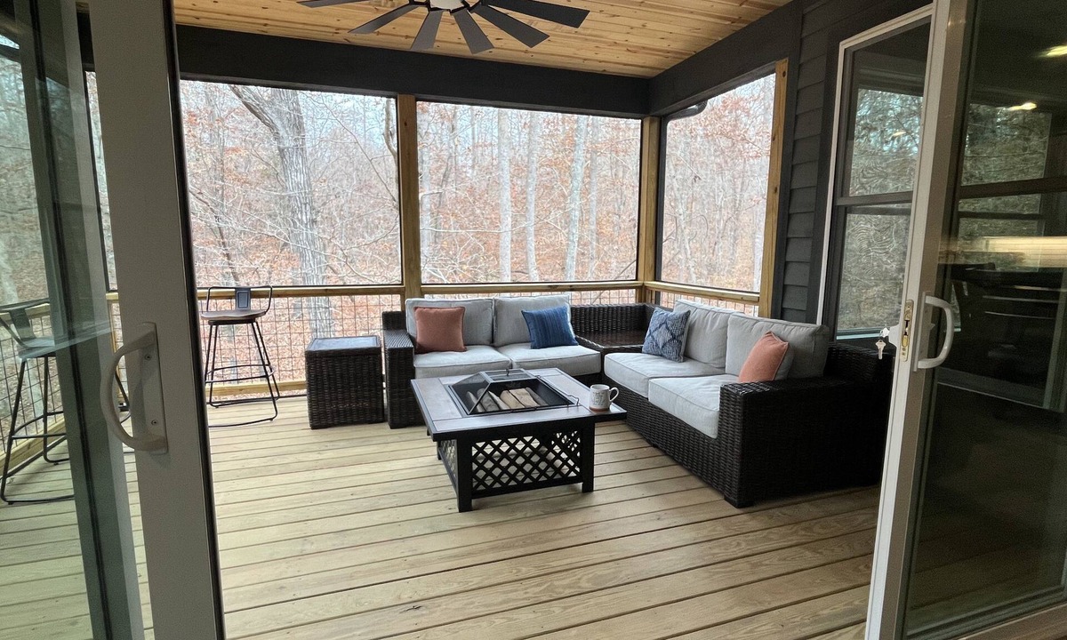 Rutherfordton Cabin | Secluded Modern Cabin on 15+ Acres Pond, Trails & Near TIEC