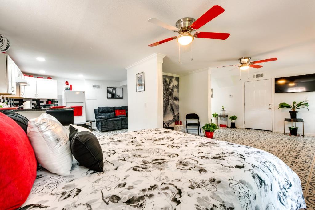 Stone Mountain Apartment | Serene Stone Mtn Oasis: Just 13 miles to Atlanta