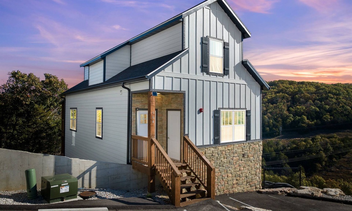 Indian Point Cabin | Slide+HotTub+waterslide|4Min Silver Dollar