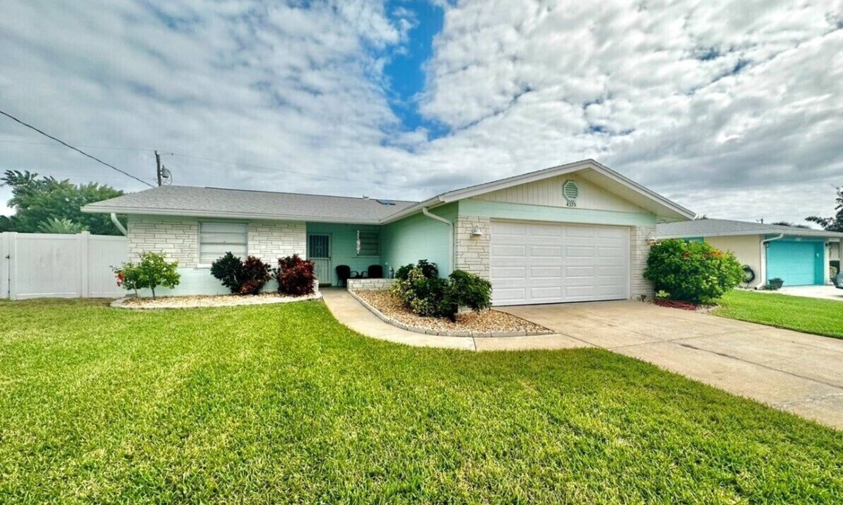Ponce Inlet House | Small Town Seaside Hideaway + Secluded Beach