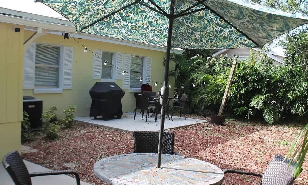 Merritt Island House | Space Coast retreat w/backyard & BBQ grill