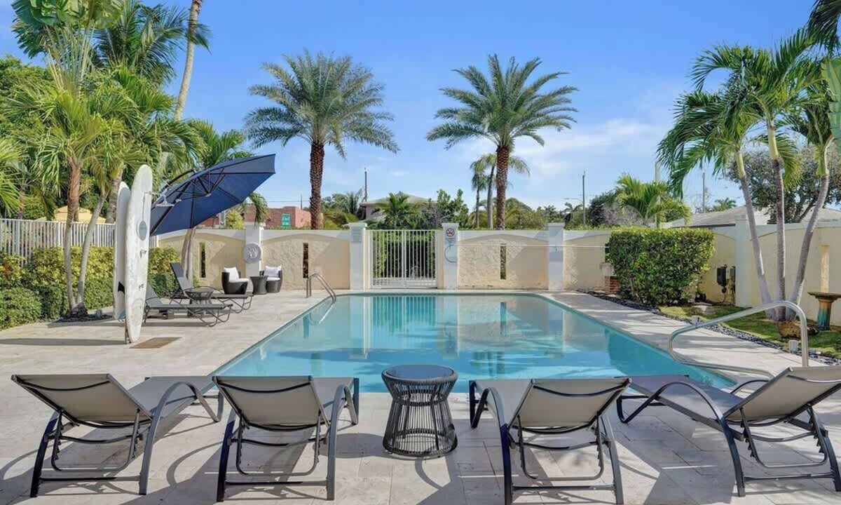 Mango Groves Apartment | Spacious 1BR Retreat in Lake Worth