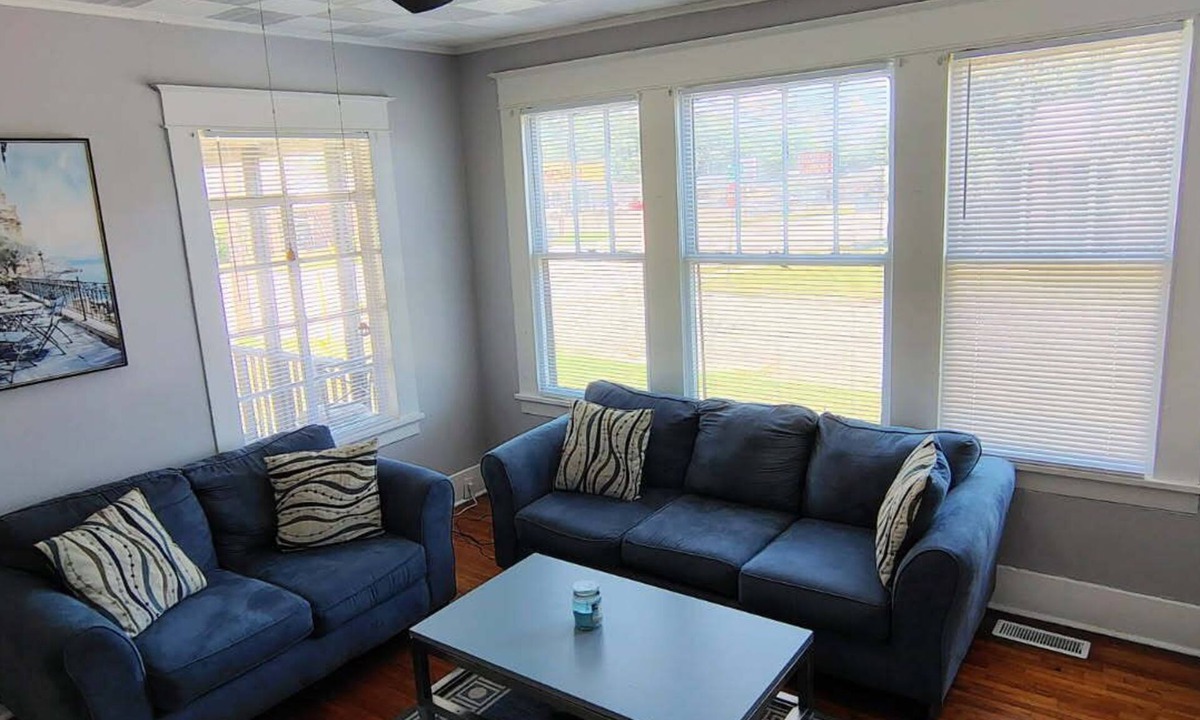 Midtown House | Spacious 3-bedroom house with free wifi in Augusta, Ga