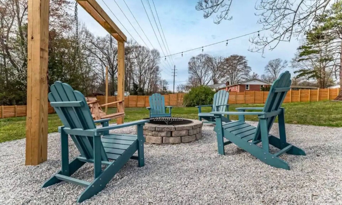 Greenville House | Spacious 3BD 2BA w/fenced yard & direct bike trail access. Near GVL, TR, Furman.