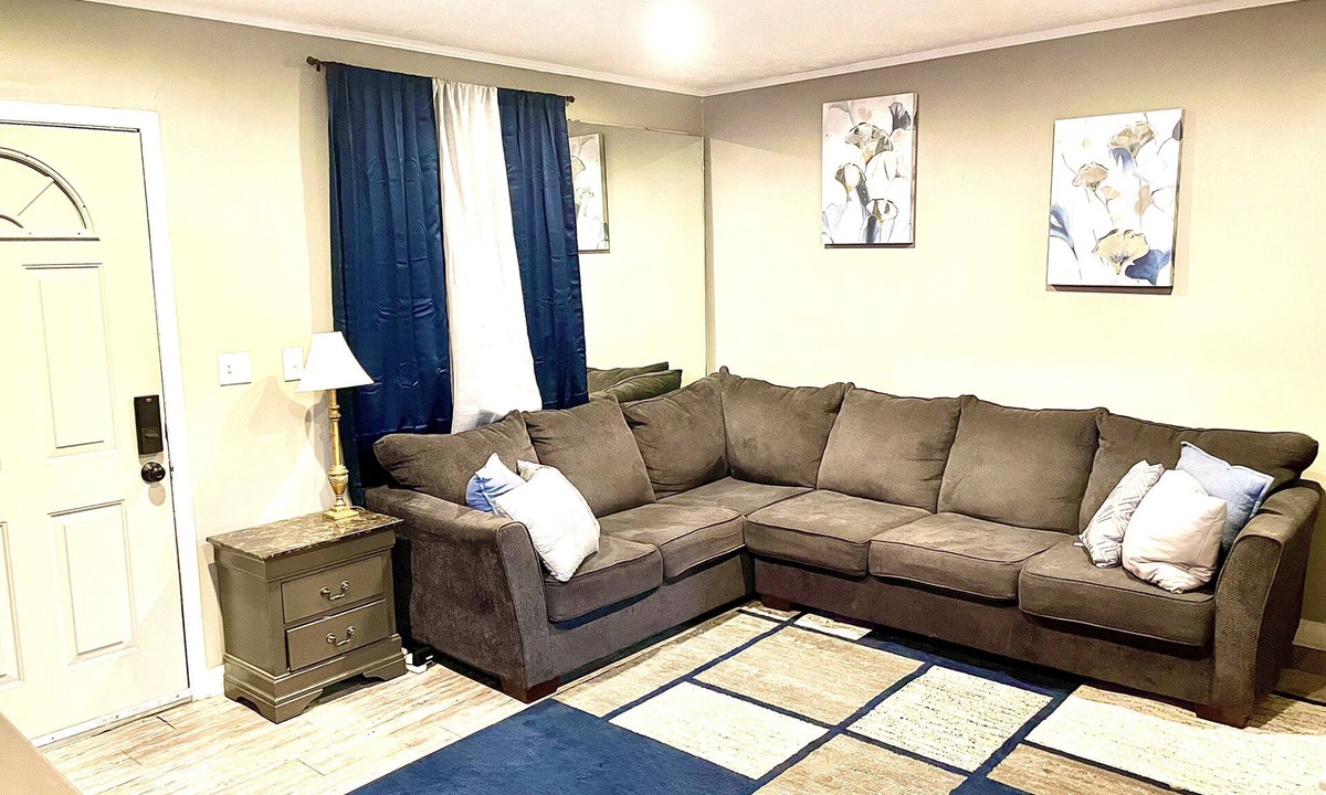 Montgomery House | Spacious 5-bedroom house in enjoyable Montgomery with AC, WiFi