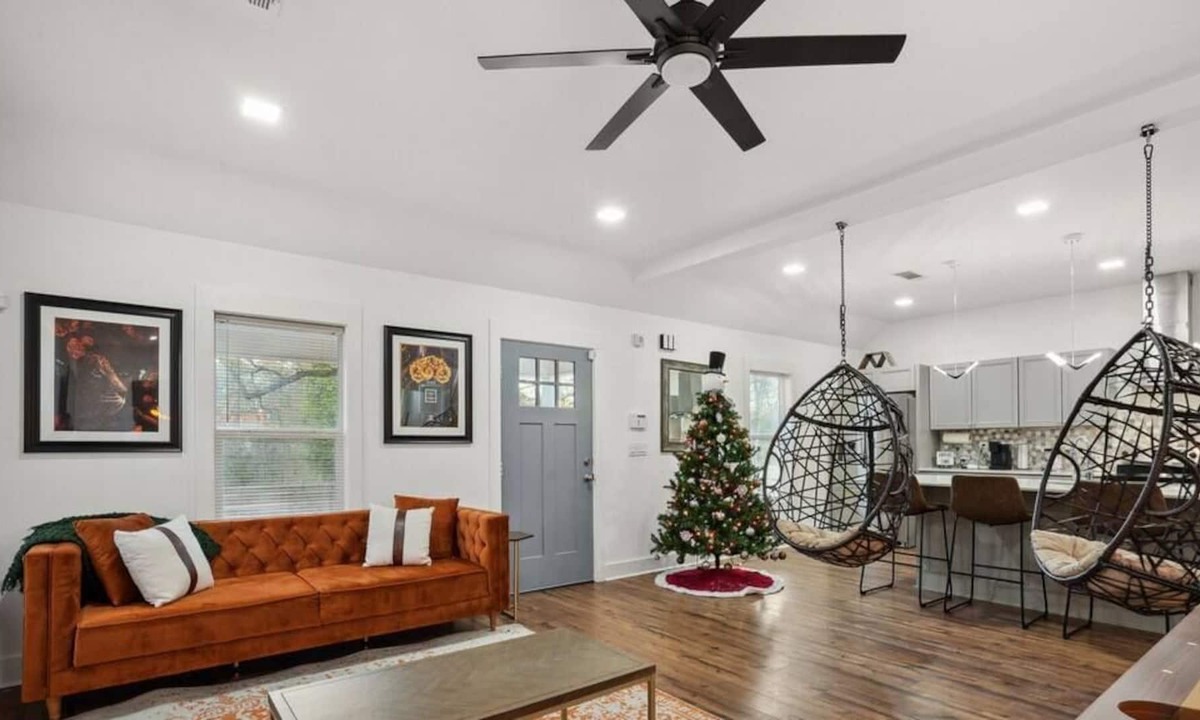 Candler Park House | Spacious Home ATL Events Hot Tub Pool Table