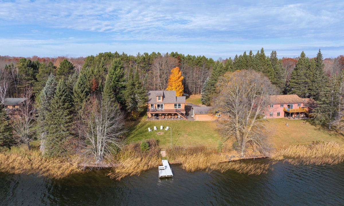 Cable House | Spacious Lakefront Cabin on Lake Namakagon